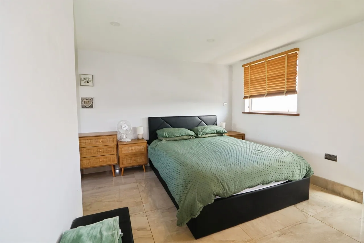 Fort Road, Penarth, CF64, photo 15