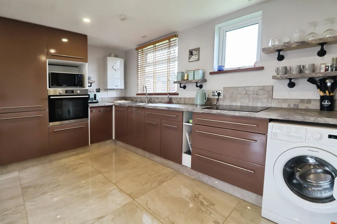 Fort Road, Penarth, CF64, photo 9
