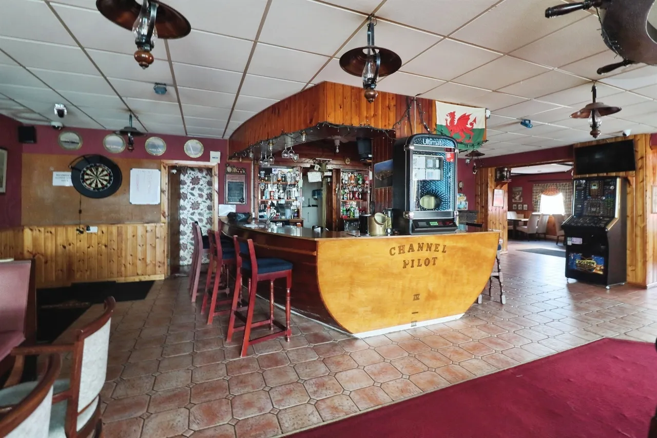 Fort Road, Penarth, CF64, photo 19