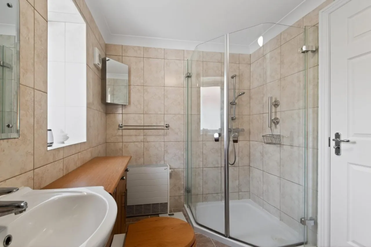 Cavendish Avenue, Harrogate, HG2, photo 13