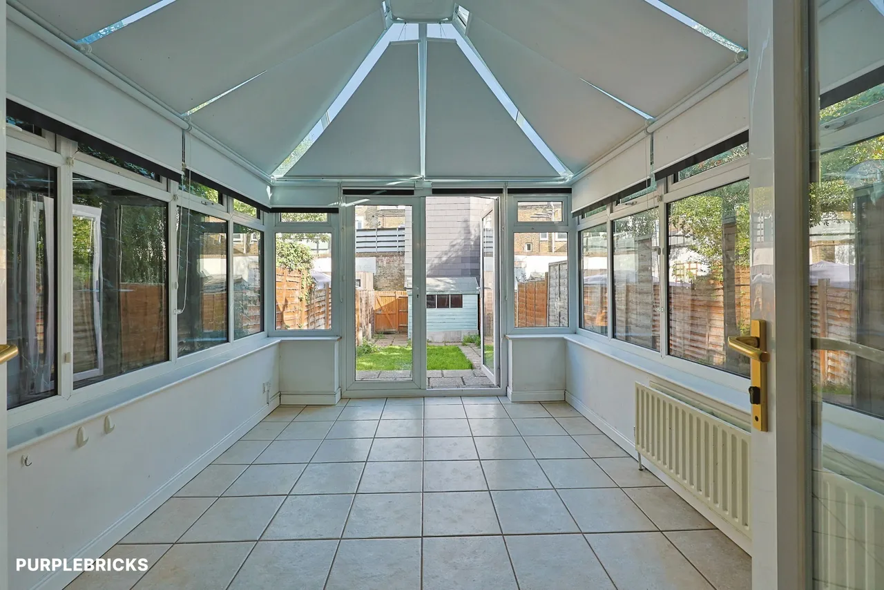 Turner Place, Battersea, SW11, photo 3