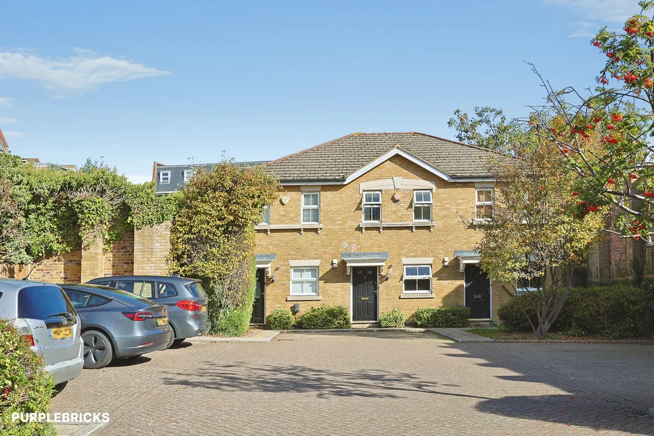2 bed house for sale, Turner Place, Battersea, SW11