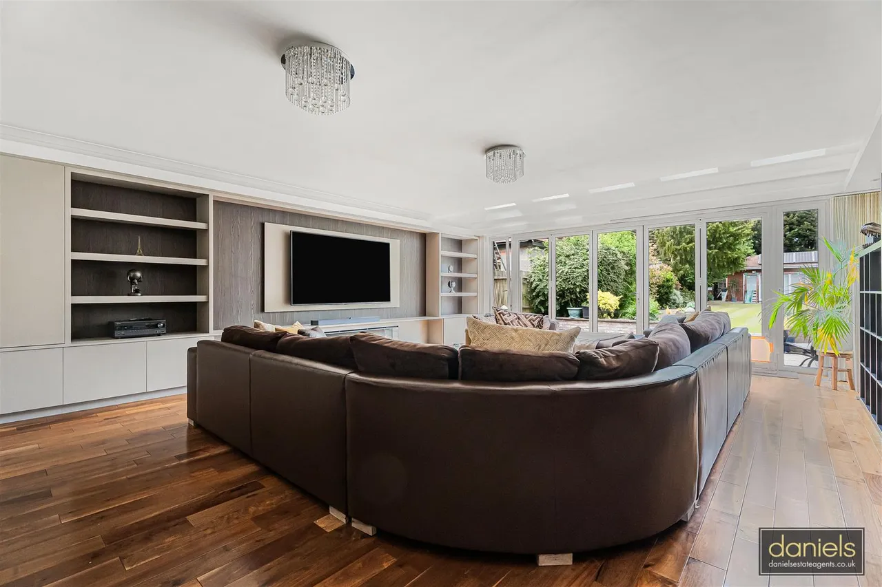 Sudbury Court Drive, Harrow, HA1, photo 5