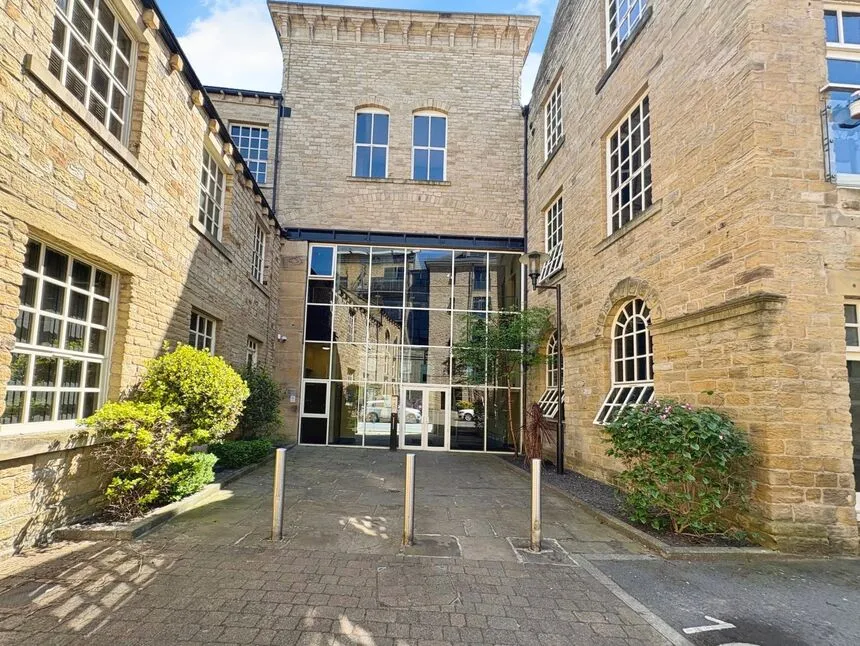 Firth Street, Huddersfield, HD1, photo 13