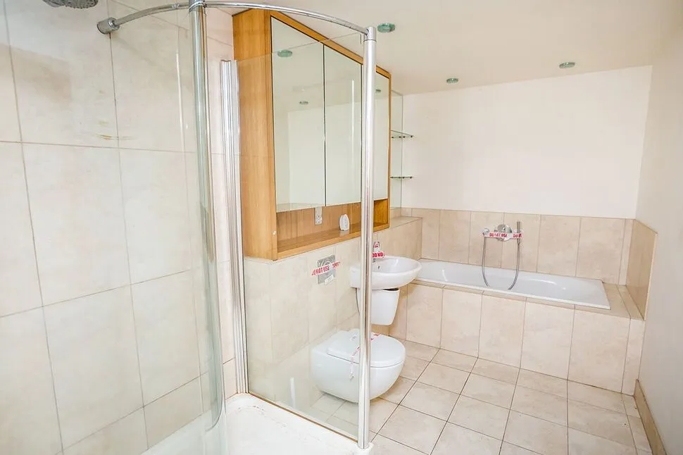 Firth Street, Huddersfield, HD1, photo 6