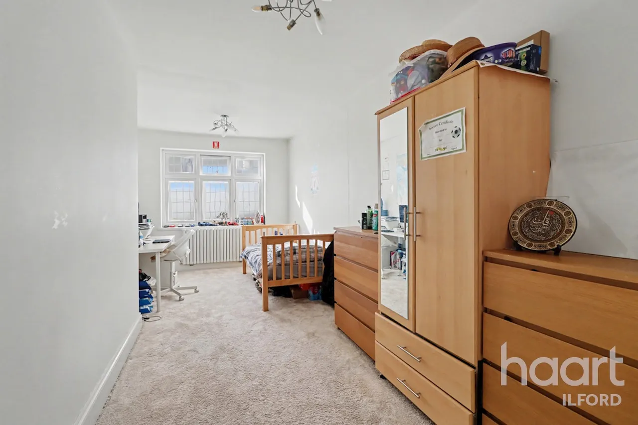 Canterbury Avenue, Ilford, IG1, photo 26