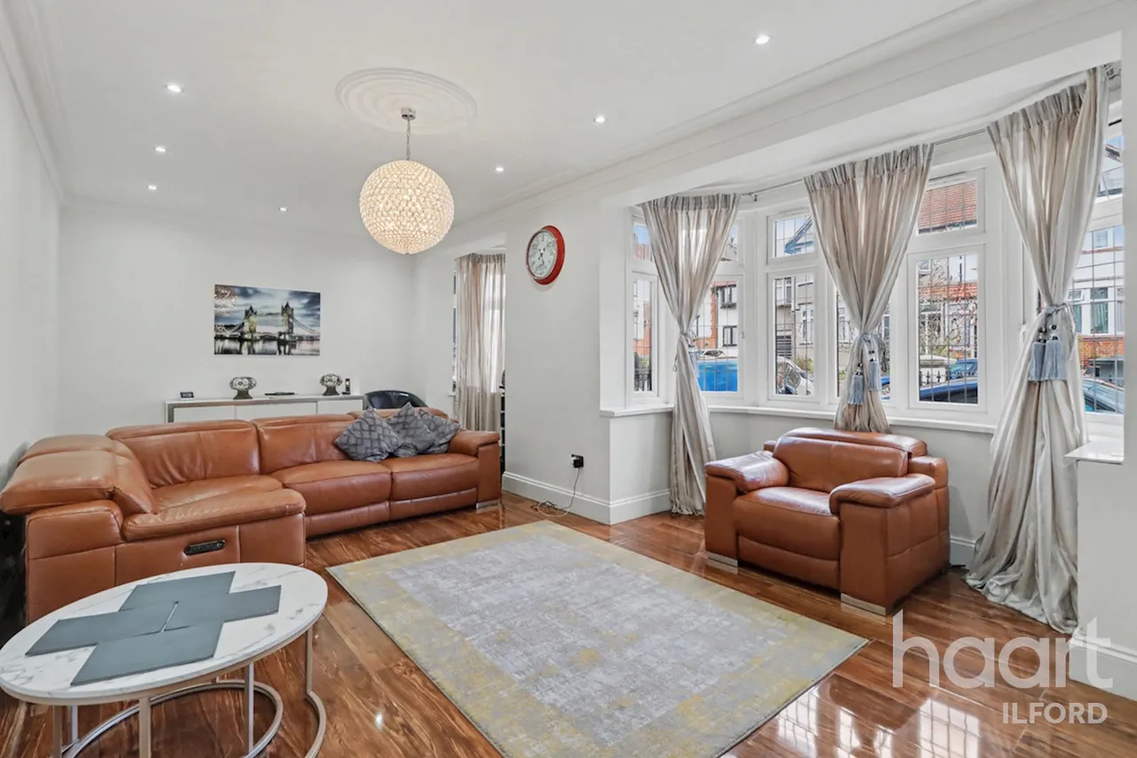 Canterbury Avenue, Ilford, IG1, photo 10