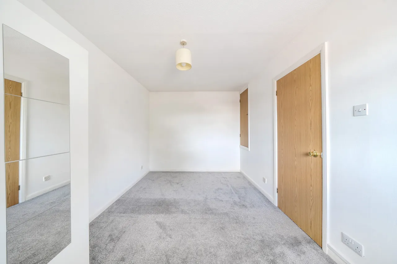 Charming One-Bedroom Mews, UB5, photo 5