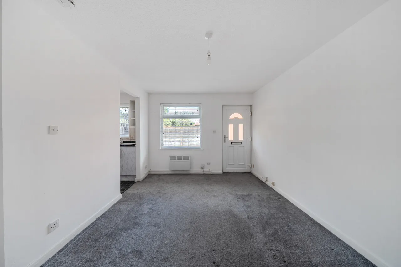 Charming One-Bedroom Mews, UB5, photo 9