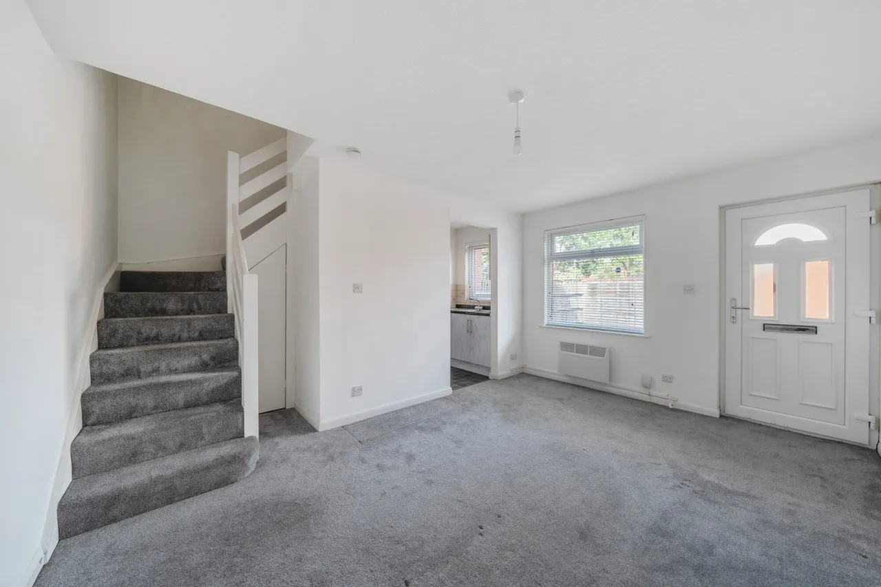 Charming One-Bedroom Mews, UB5, photo 12