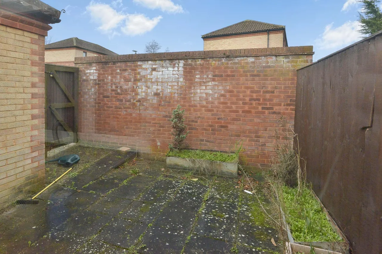 Clay Hill, Two Mile Ash, Milton Keynes, Buckinghamshire, MK8, photo 11