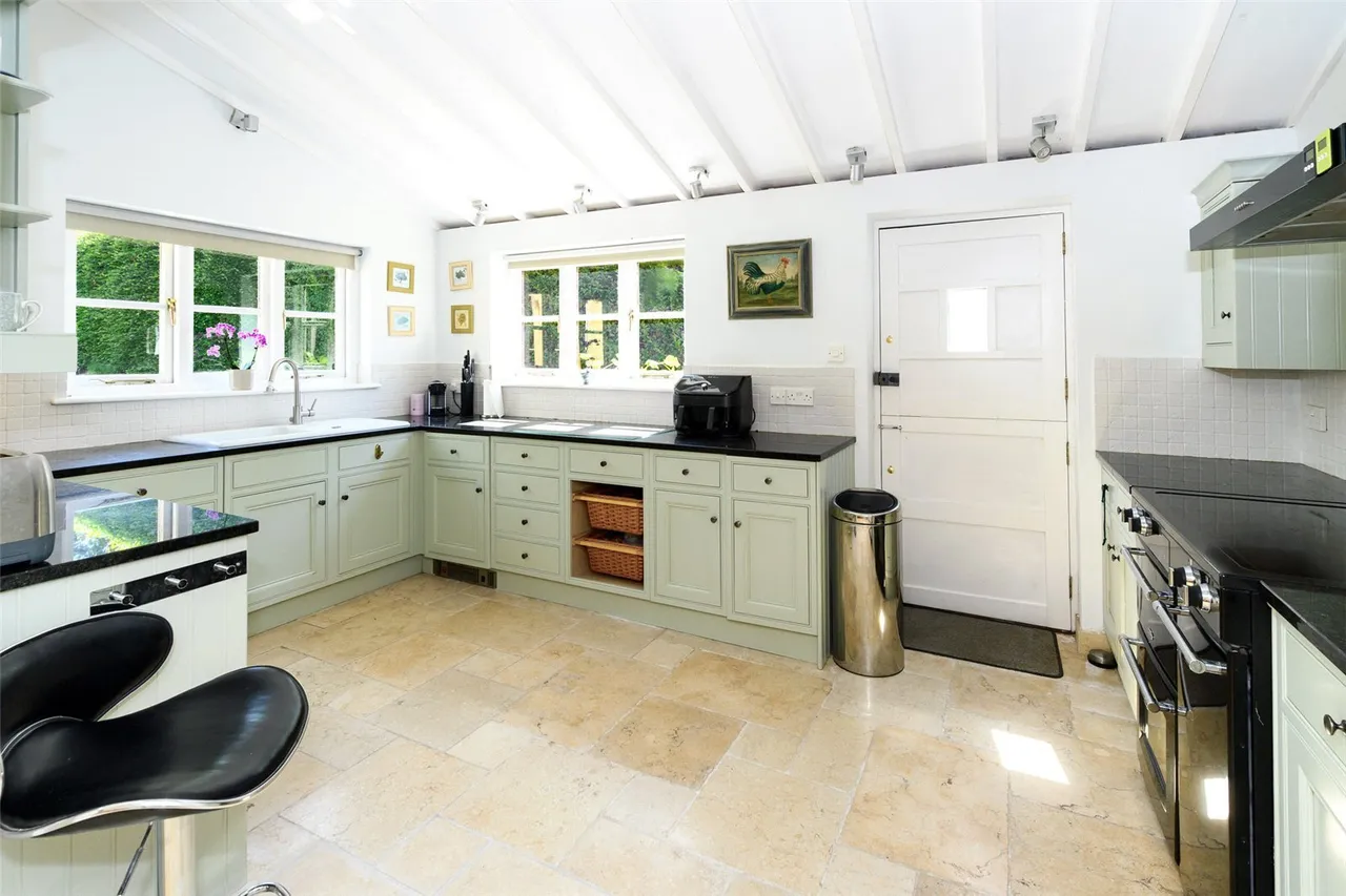 Tarrant Monkton, Blandford Forum, DT11, photo 11