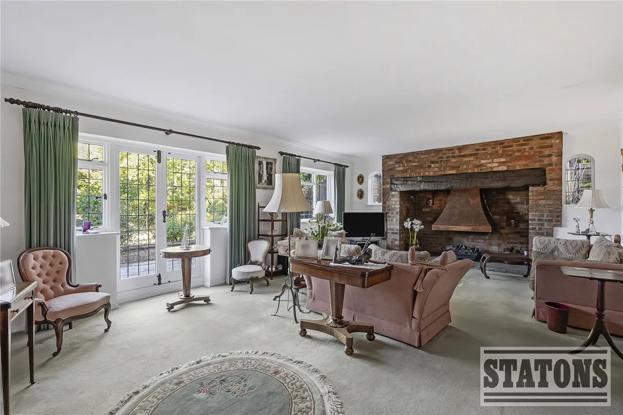 Vineyards Road, Northaw, Hertfordshire, EN6 4PH, photo 4