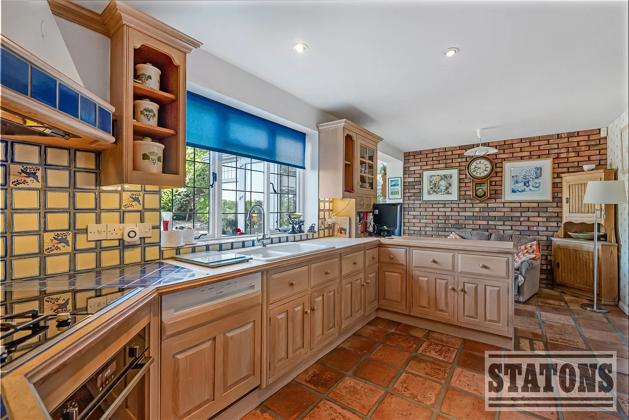Vineyards Road, Northaw, Hertfordshire, EN6 4PH, photo 10
