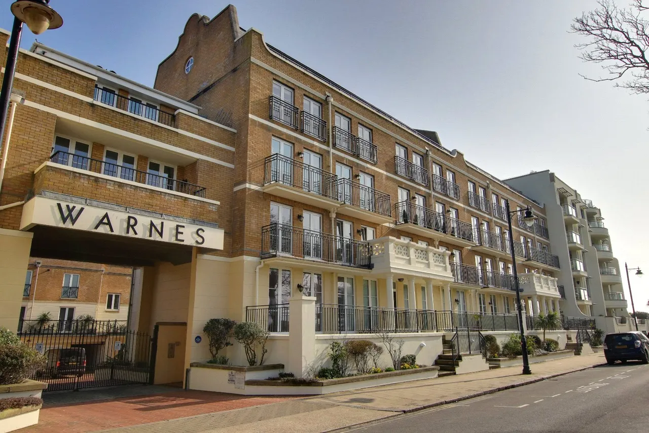 Steyne Gardens, Worthing, BN11, photo 12
