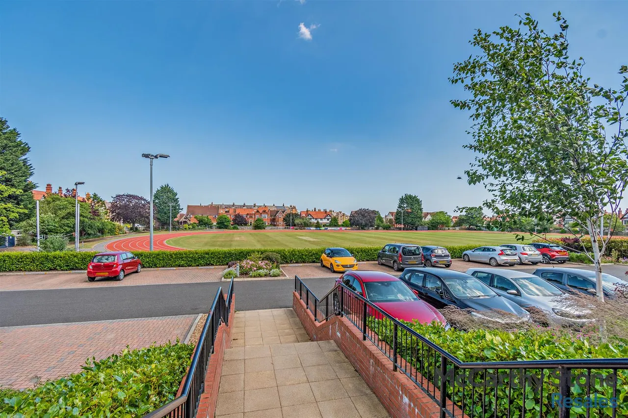 Filey Road, Scarborough, YO11, photo 19
