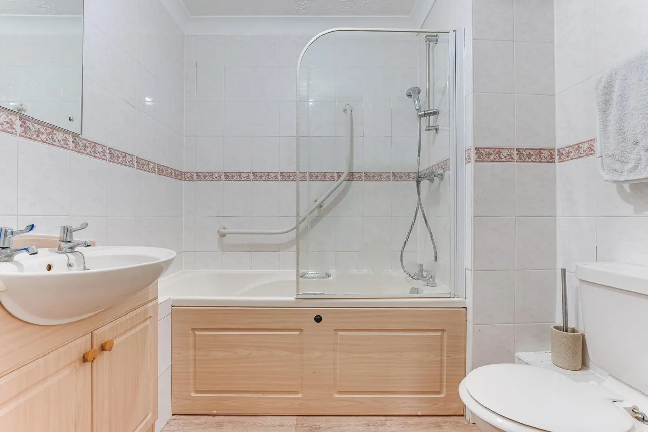 Hertford Road, Enfield, EN3, photo 5