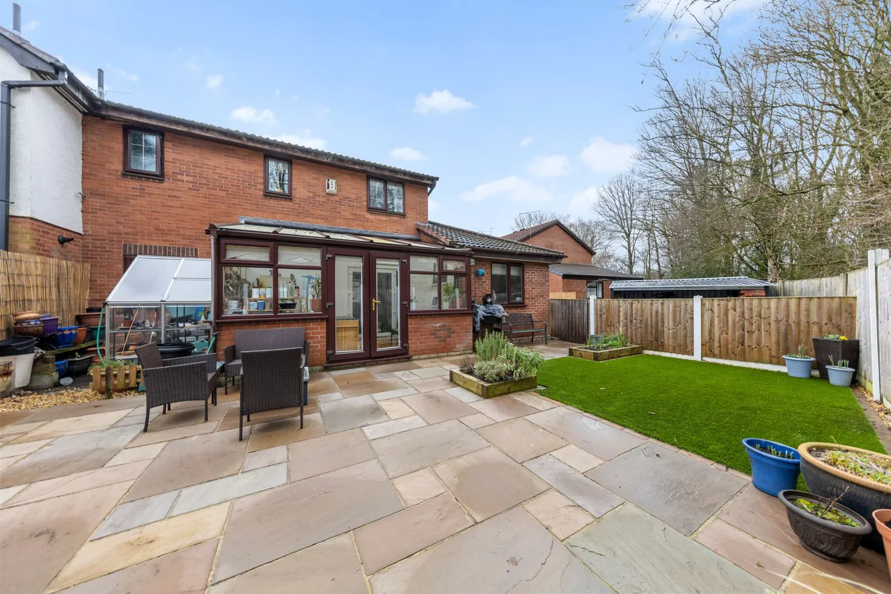 McCarthy Close, Birchwood, Warrington, Warrington, WA3 6RS, photo 18