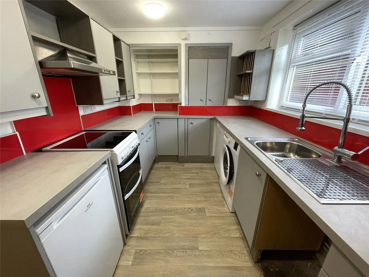 Merlin Crescent, Exeter, Devon, EX4, photo 10