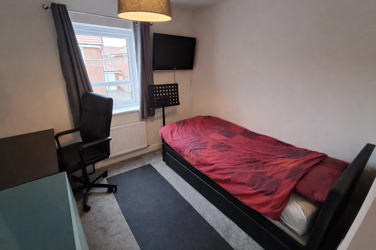 Dawes Way, Hednesford, Cannock, Staffordshire, WS12, photo 18