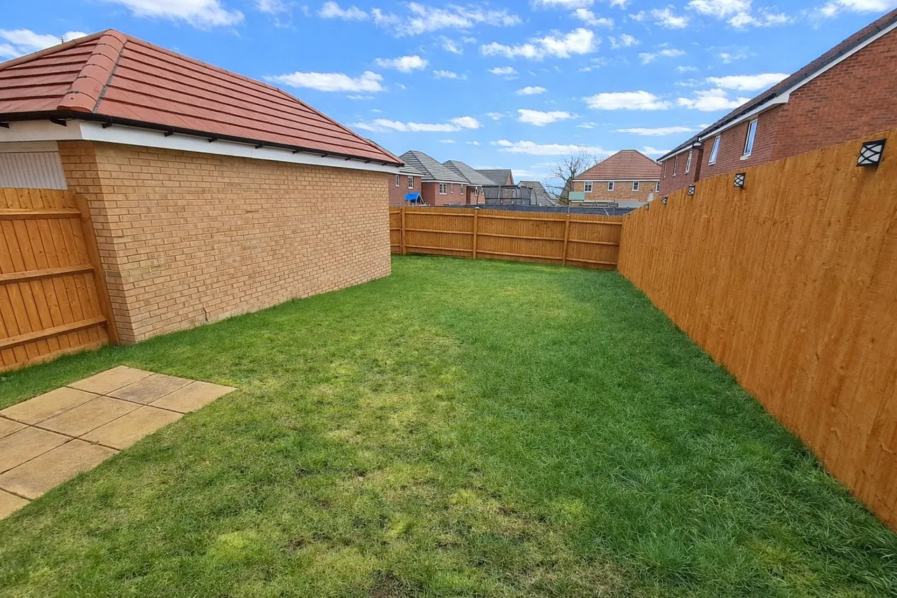 Dawes Way, Hednesford, Cannock, Staffordshire, WS12, photo 22