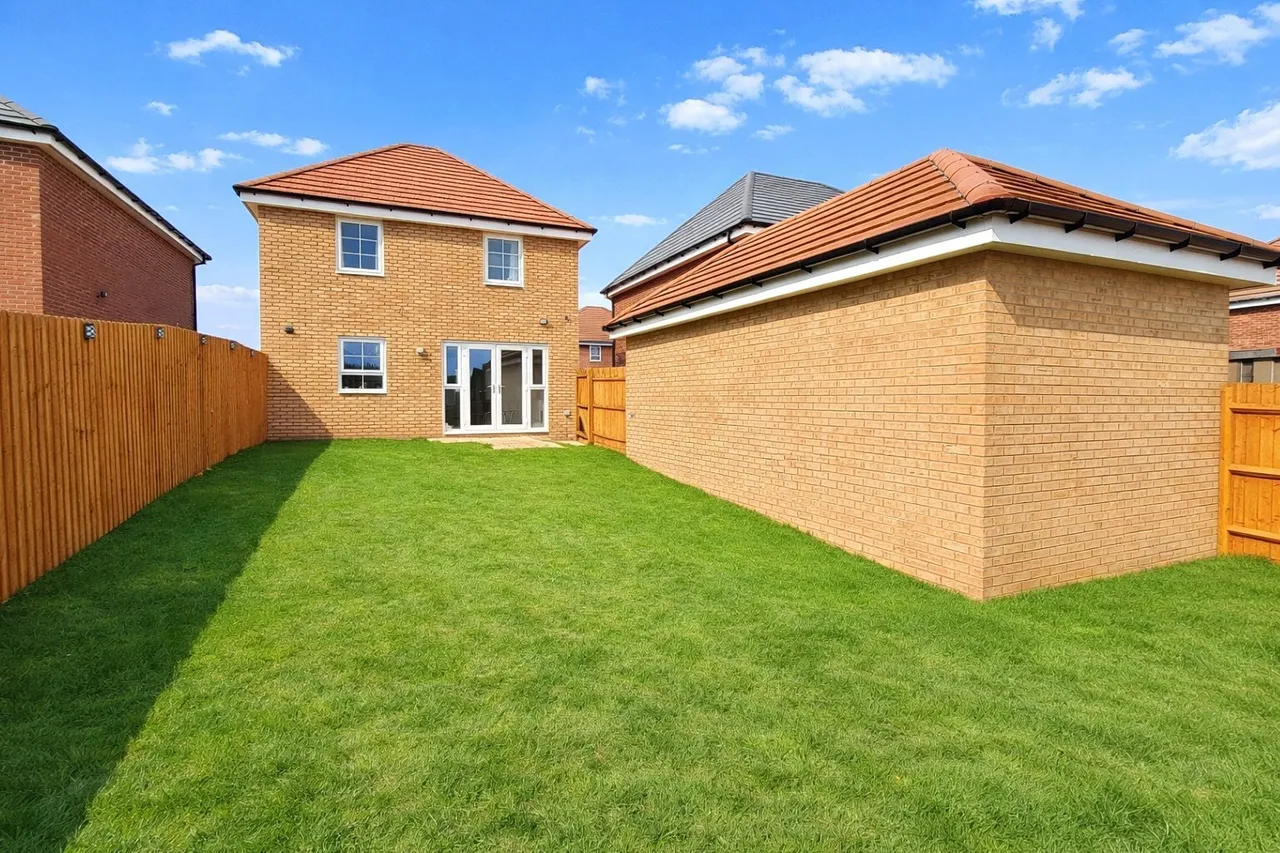 Dawes Way, Hednesford, Cannock, Staffordshire, WS12, photo 25