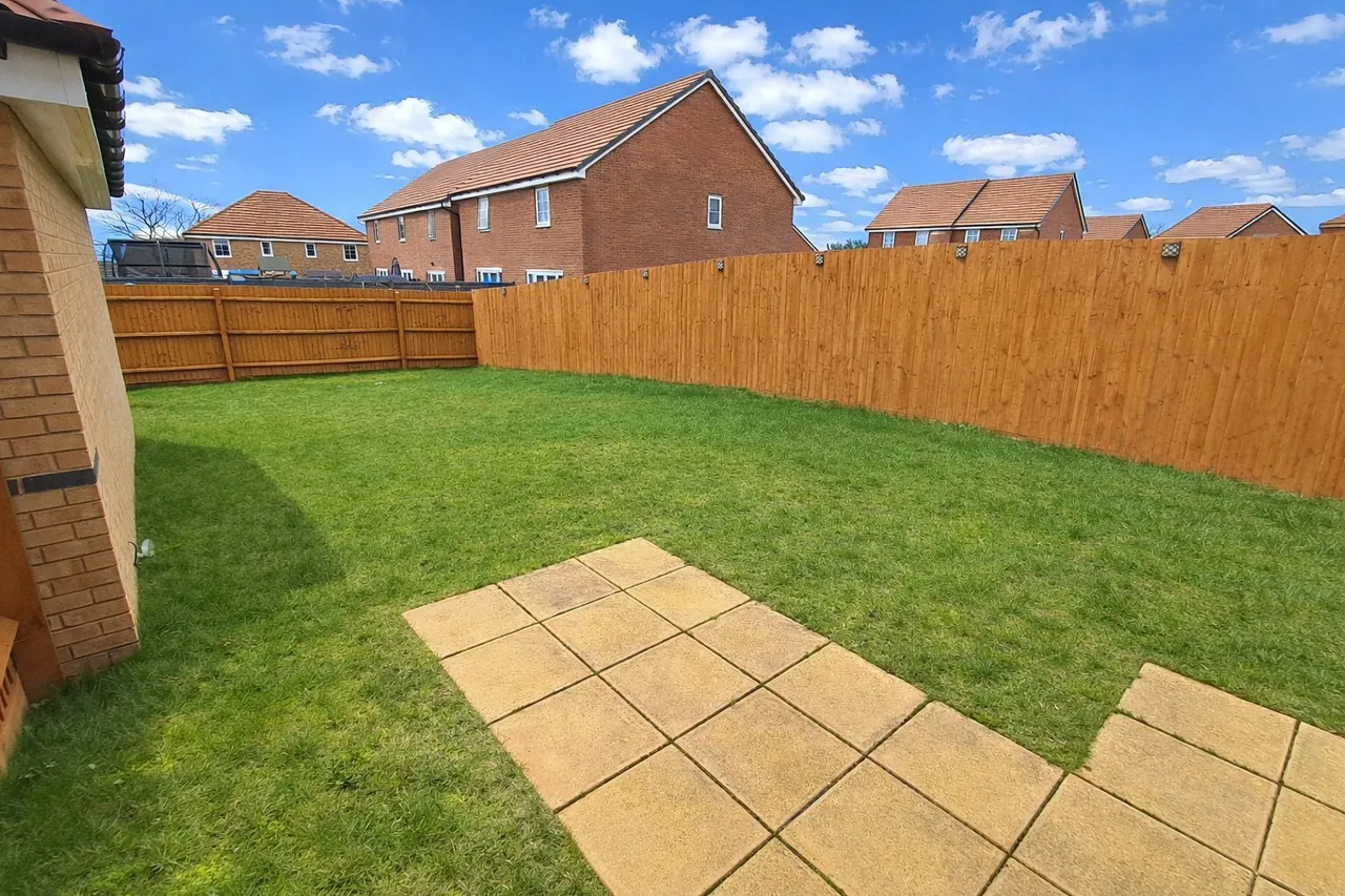 Dawes Way, Hednesford, Cannock, Staffordshire, WS12, photo 23