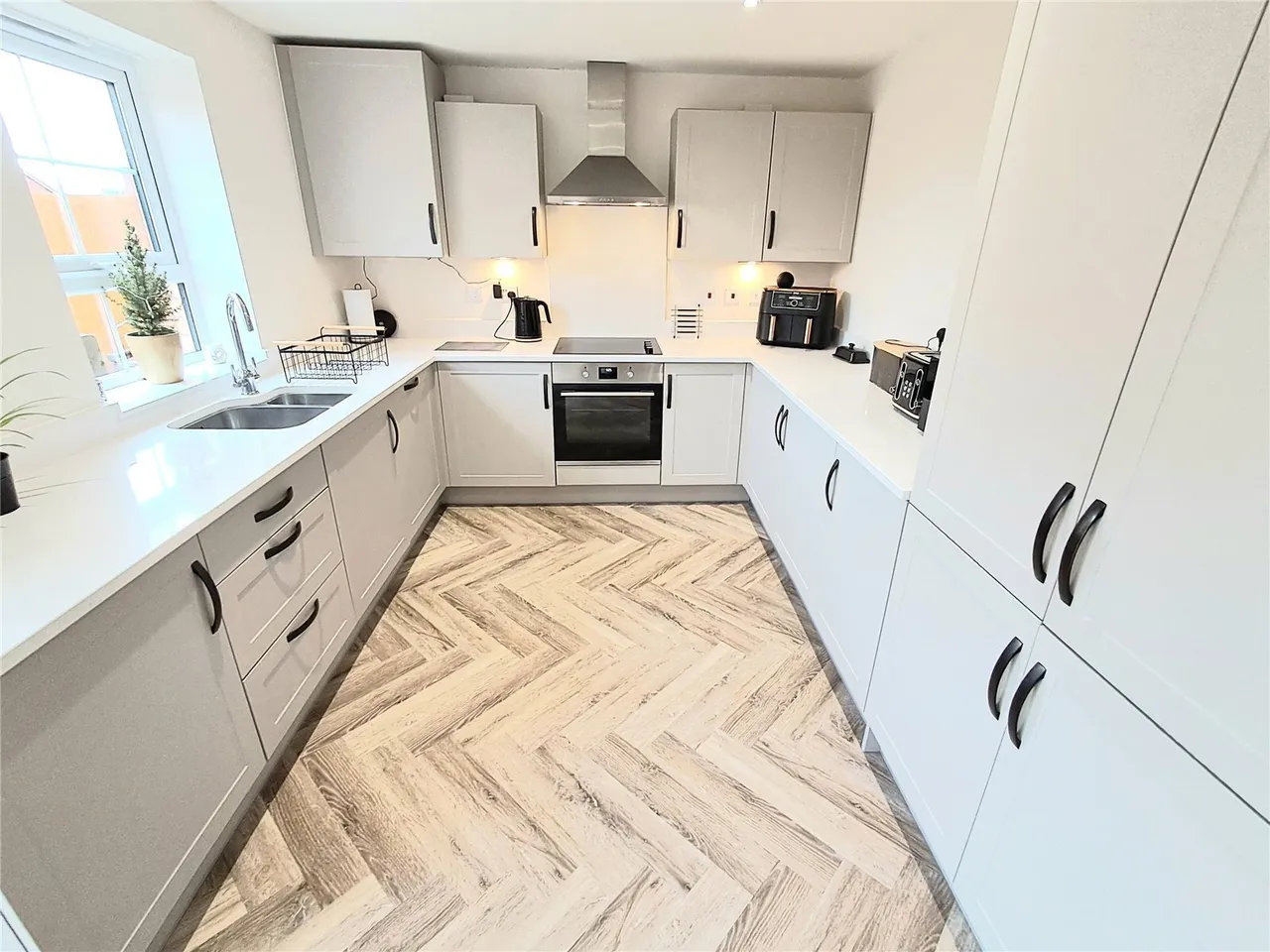 Dawes Way, Hednesford, Cannock, Staffordshire, WS12, photo 6