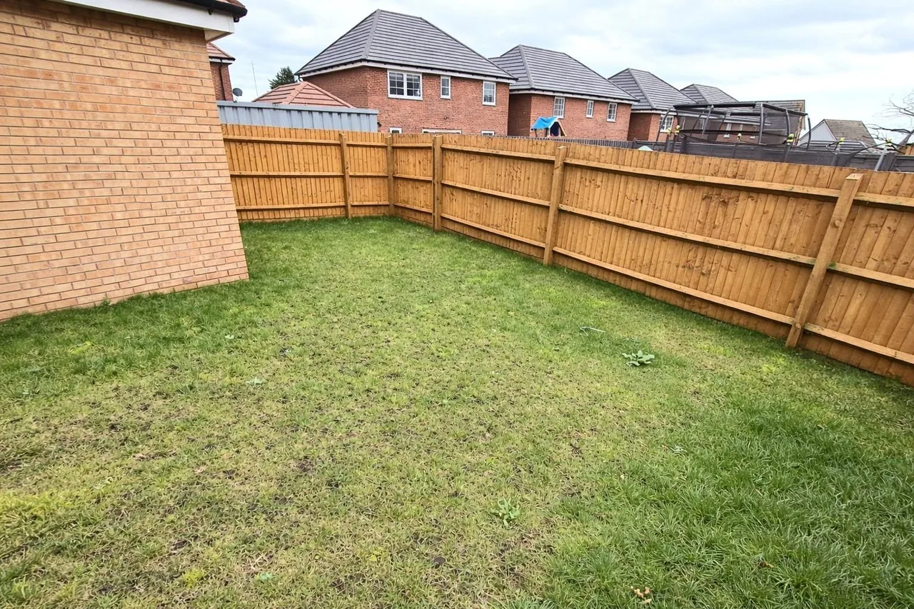 Dawes Way, Hednesford, Cannock, Staffordshire, WS12, photo 24
