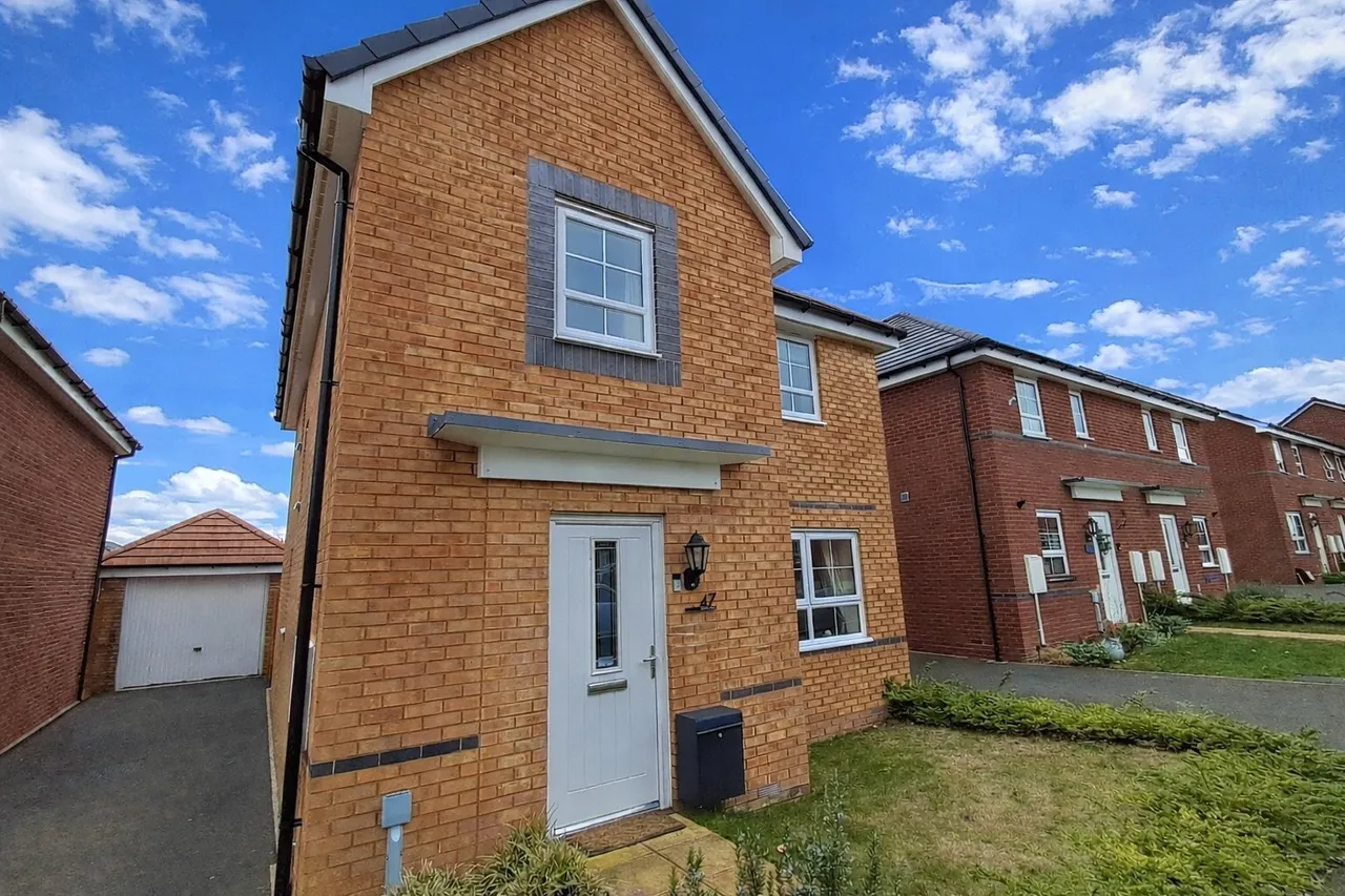 Dawes Way, Hednesford, Cannock, Staffordshire, WS12, photo 26