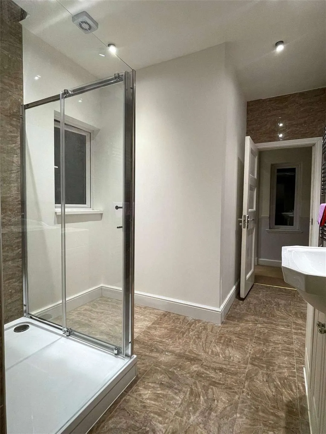 London Road, Luton, Bedfordshire, LU1 3RH, photo 12