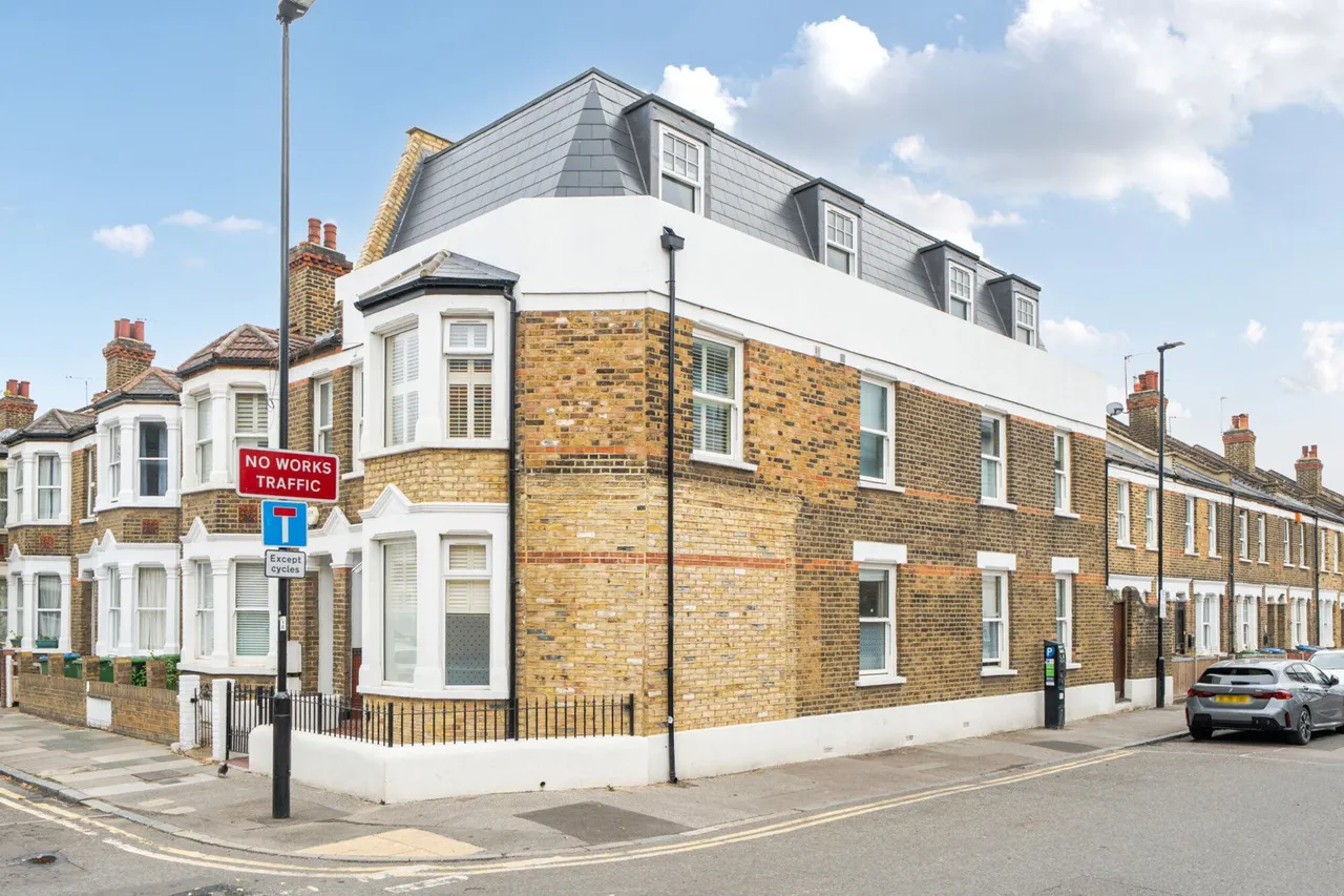 5 bed house for sale — Azof Street, SE10