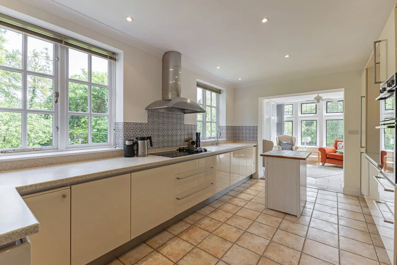 Wellhouse Road, Beech, GU34, photo 12