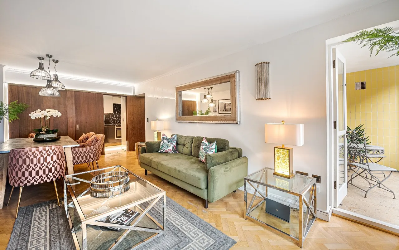 Hans Crescent, Kensington and Chelsea, London, SW1X, photo 4