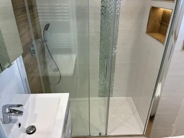 Howards Grove, SO15, photo 10