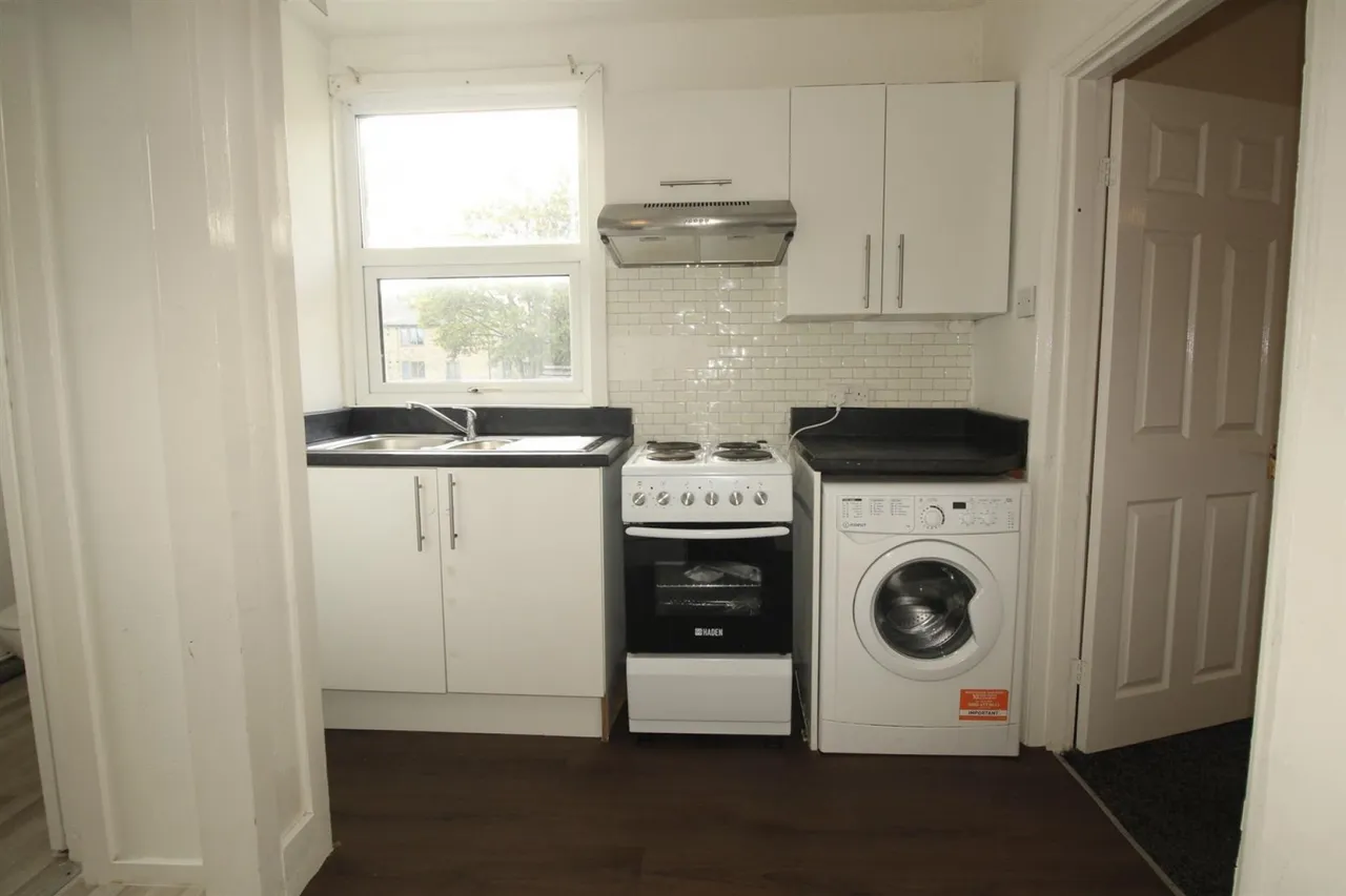 Baker Street, Enfield, photo 4