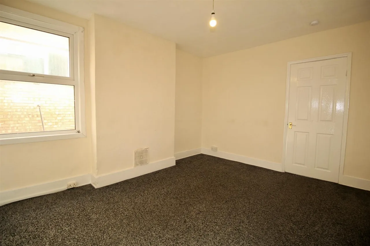 Baker Street, Enfield, photo 3
