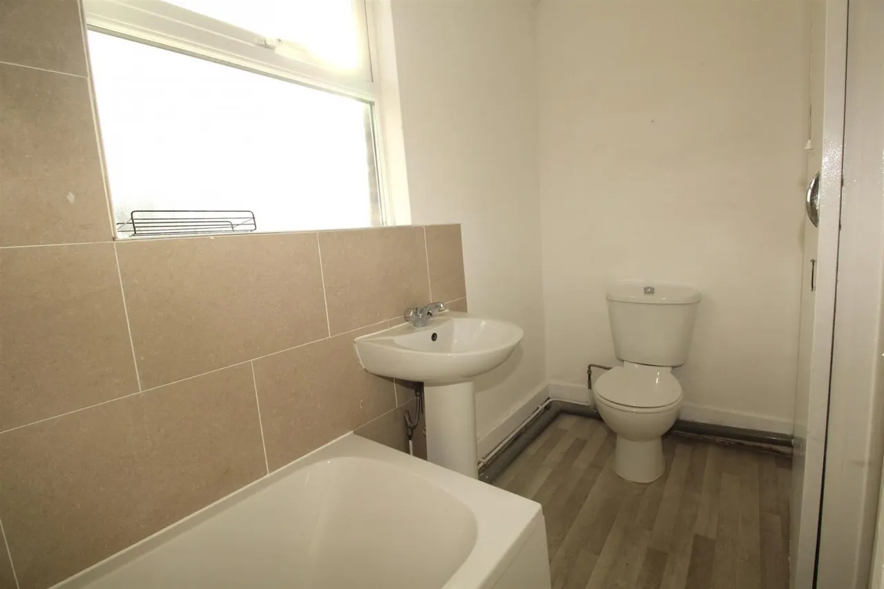 Baker Street, Enfield, photo 7