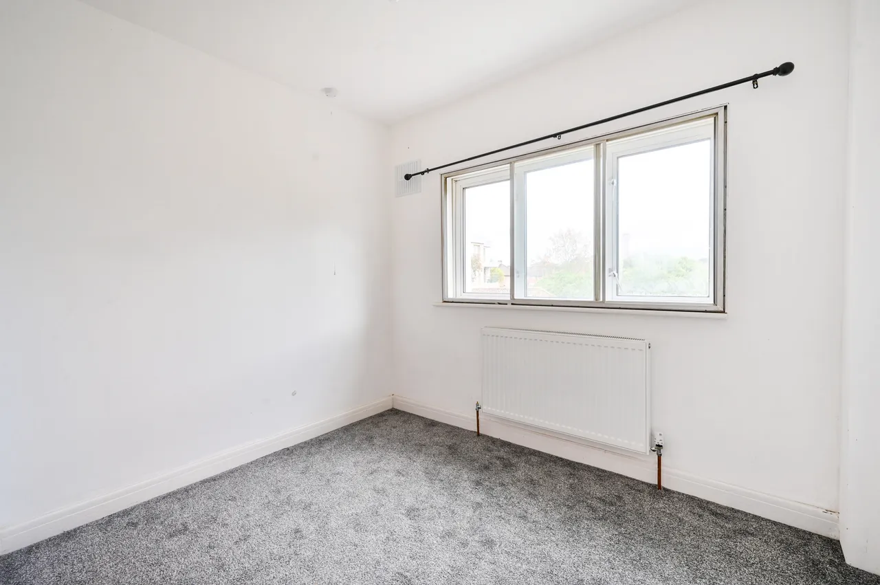 Feltham, TW14, photo 5