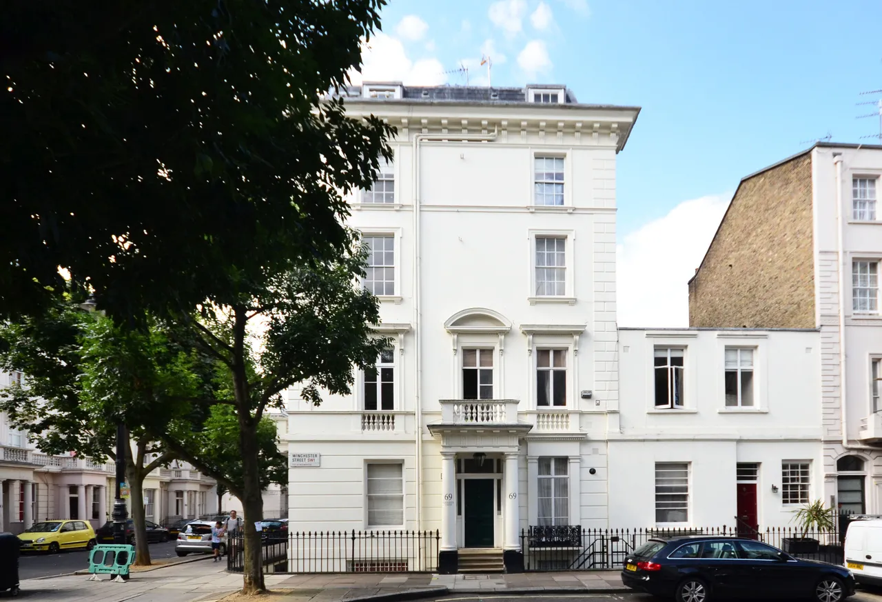 Raised Ground Floor Flat, 69 Gloucester Street, London, photo 8