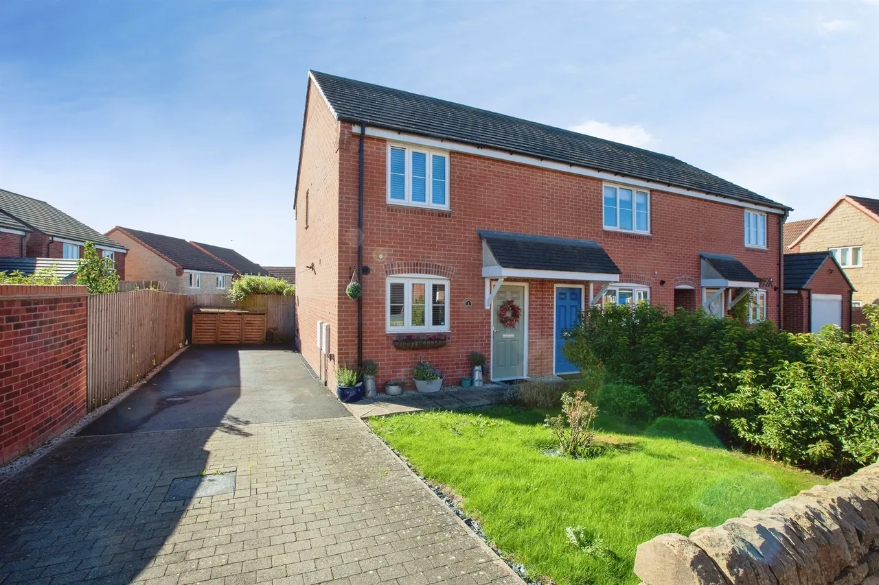 2 bed house for sale, Mill Farm Drive, Tibshelf, DE55