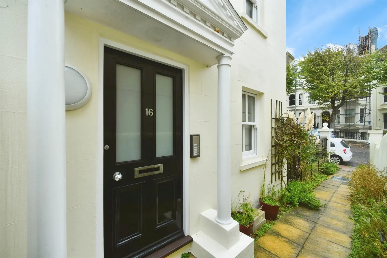 Upper Rock Gardens, Brighton, BN2, photo 10