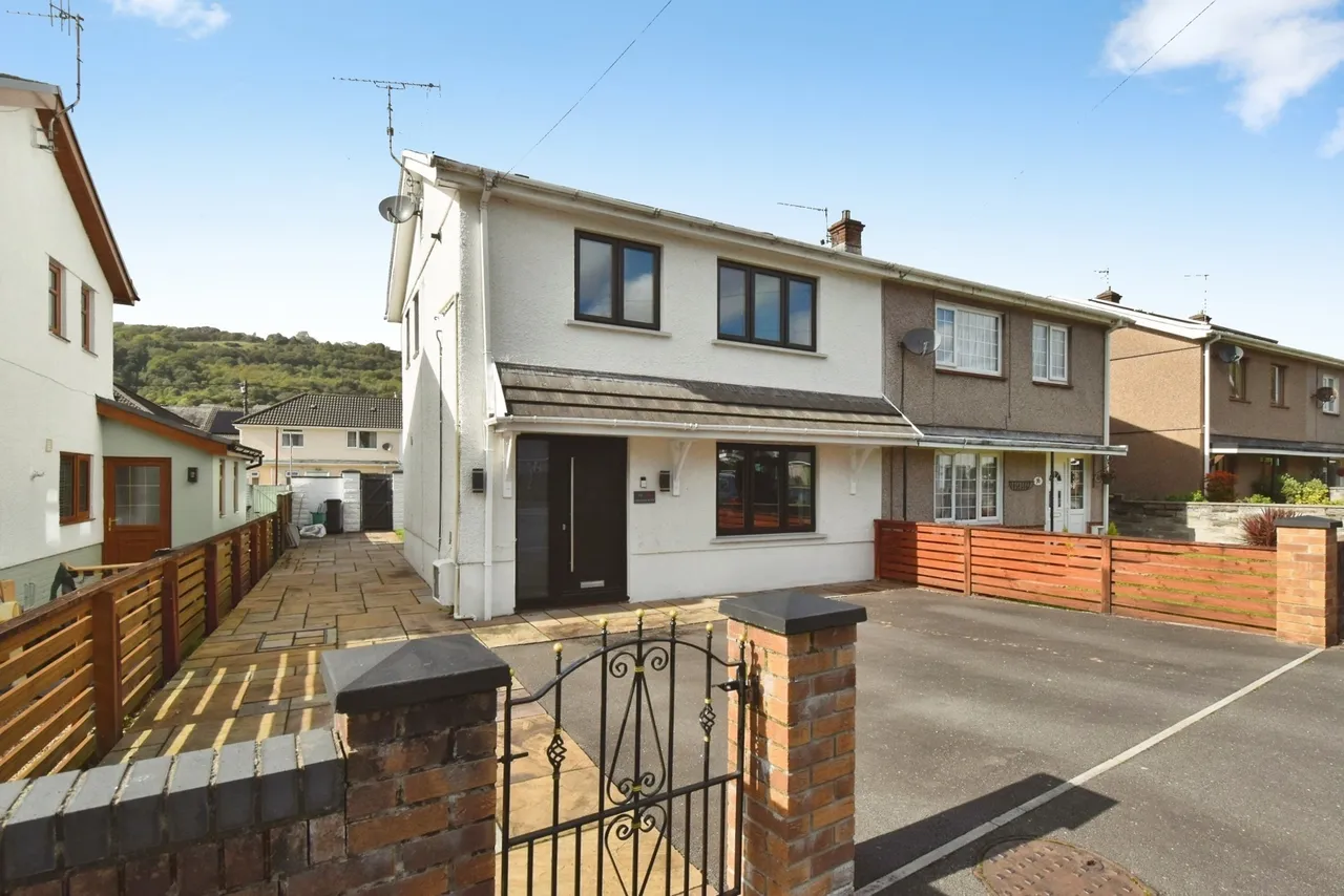Glanyrafon Road, Ystalyfera, SA9, photo 16