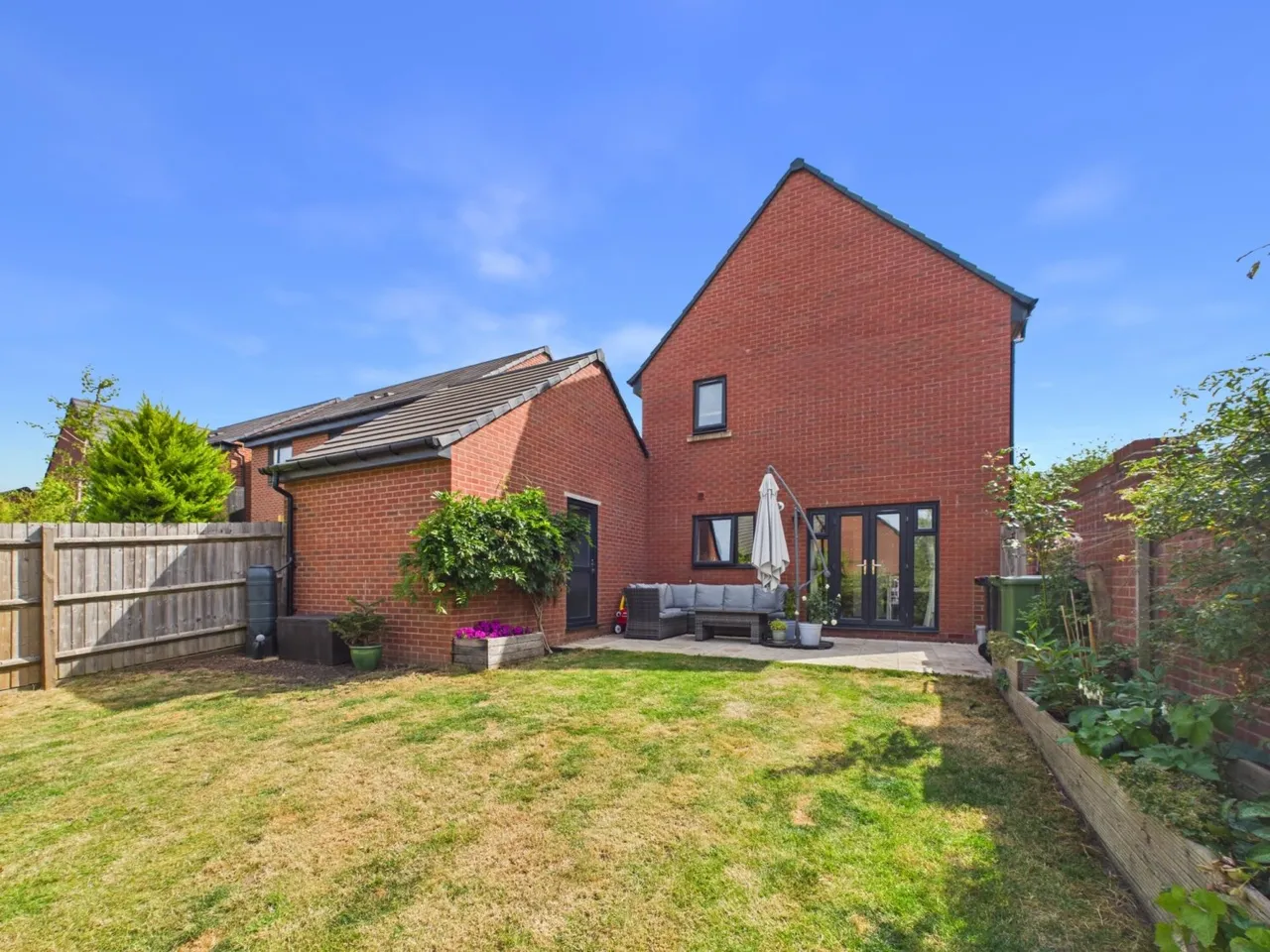 Priorslee, Telford TF2 9UU, photo 4