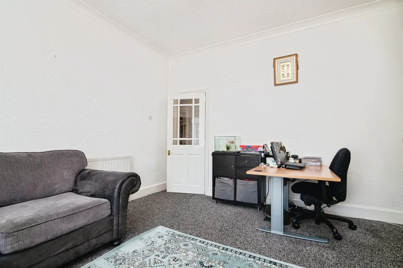 Walsall Road, Great Barr, B42, photo 8