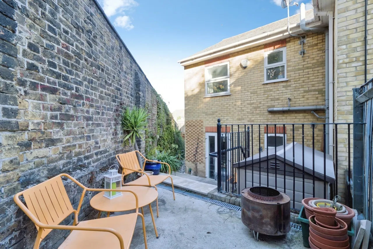 Wickham Lane, London, SE2, photo 27