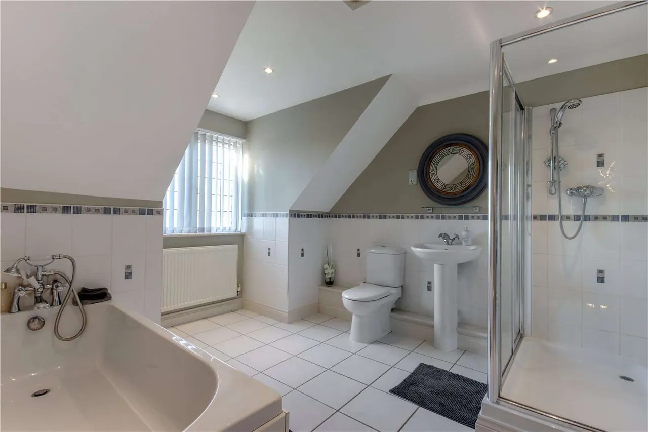 Heathfield Road, Burwash Weald, TN19, photo 17
