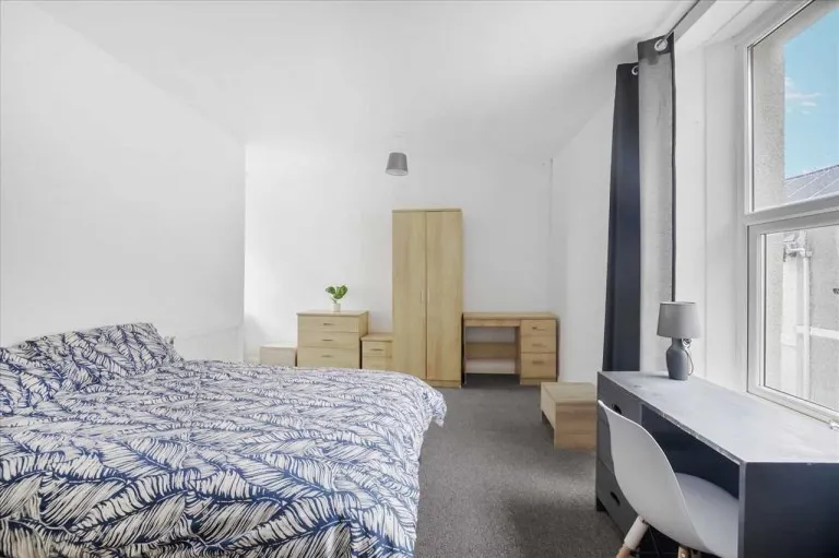 Chedworth Street, Plymouth, PL4, photo 5