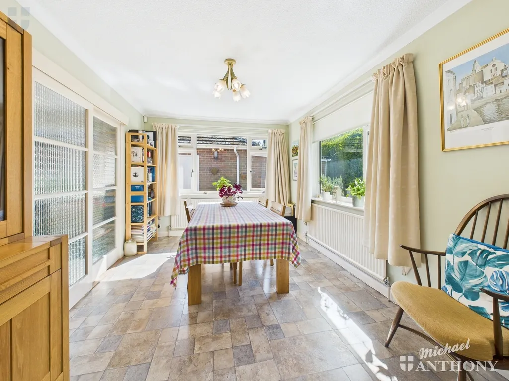 Upper Hartwell, Stone, Aylesbury, HP17 8NZ, photo 5