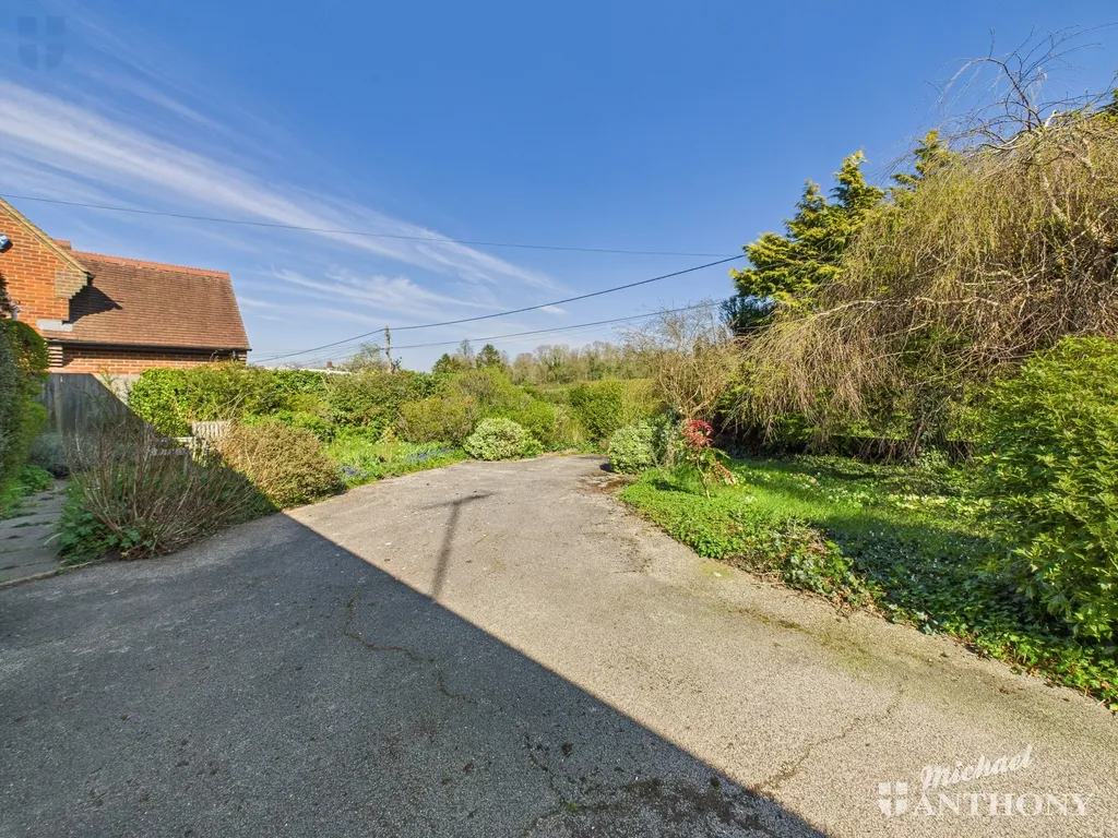 Upper Hartwell, Stone, Aylesbury, HP17 8NZ, photo 9
